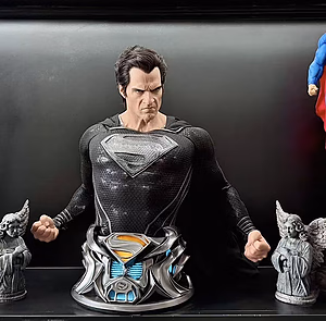 DC  Justice League Infinity Studio Superman